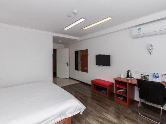 Thank Inn Chain Hotel Anhui Bengbu South Railway Station Exterior photo